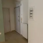 Great Alexander Street, Apartment Larissa