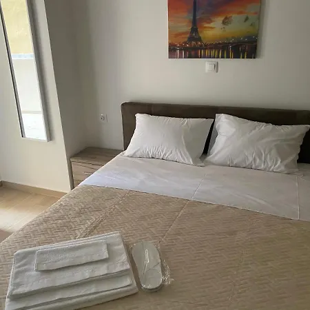 Great Alexander Street, Yenişehir