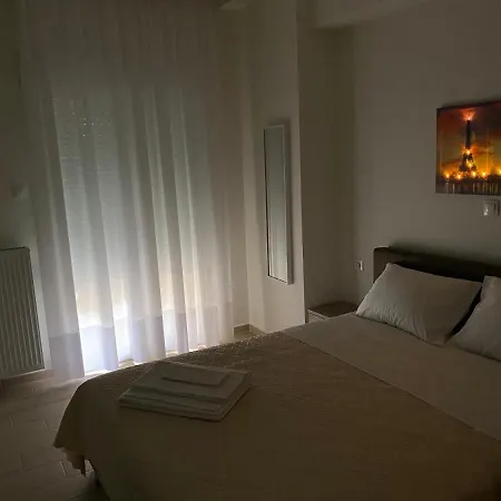 Great Alexander Street, דירה