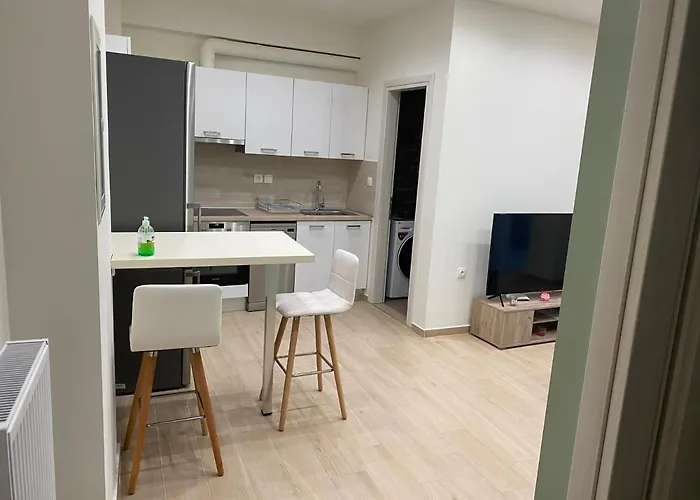 Great Alexander Street, * Larissa